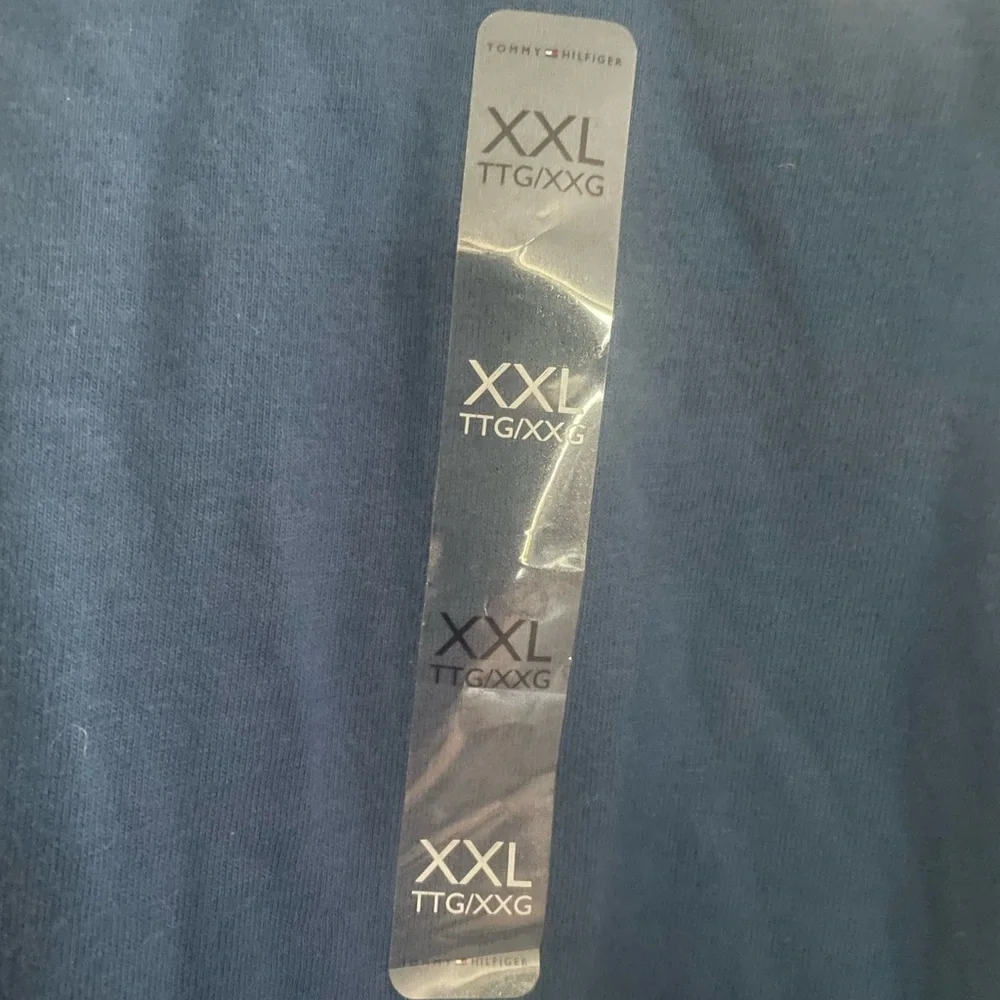 Tommy Hilfiger Shirt - Picture 5 of 6